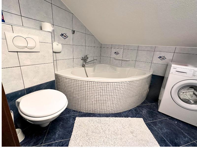Apartment Adriana *